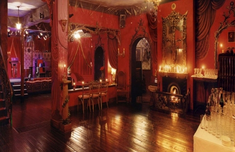 Sumptuous Red Room, Drawing Room & Ballroom