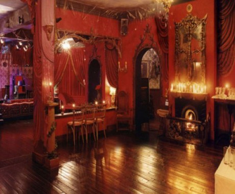 Sumptuous Red Room, Drawing Room & Ballroom